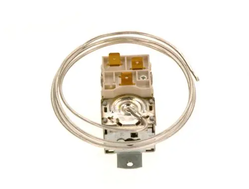 Bosch Thermostat mit einer runden Metallbasis und zwei Anschlussklemmen, umgeben von einem dünnen Draht.